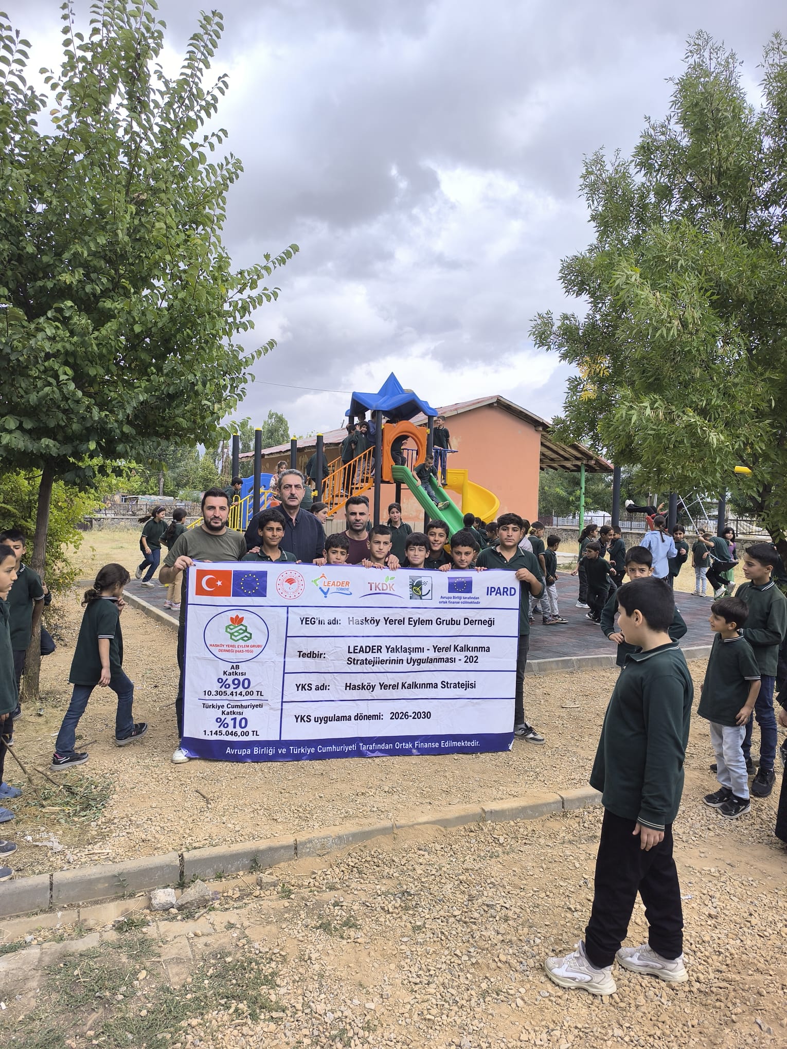 Hasköy Yerel Eylem Grubu Derneği’nden Umurca ve Aşağıüçdam Köylerine Yeni Çocuk Oyun Parkları
